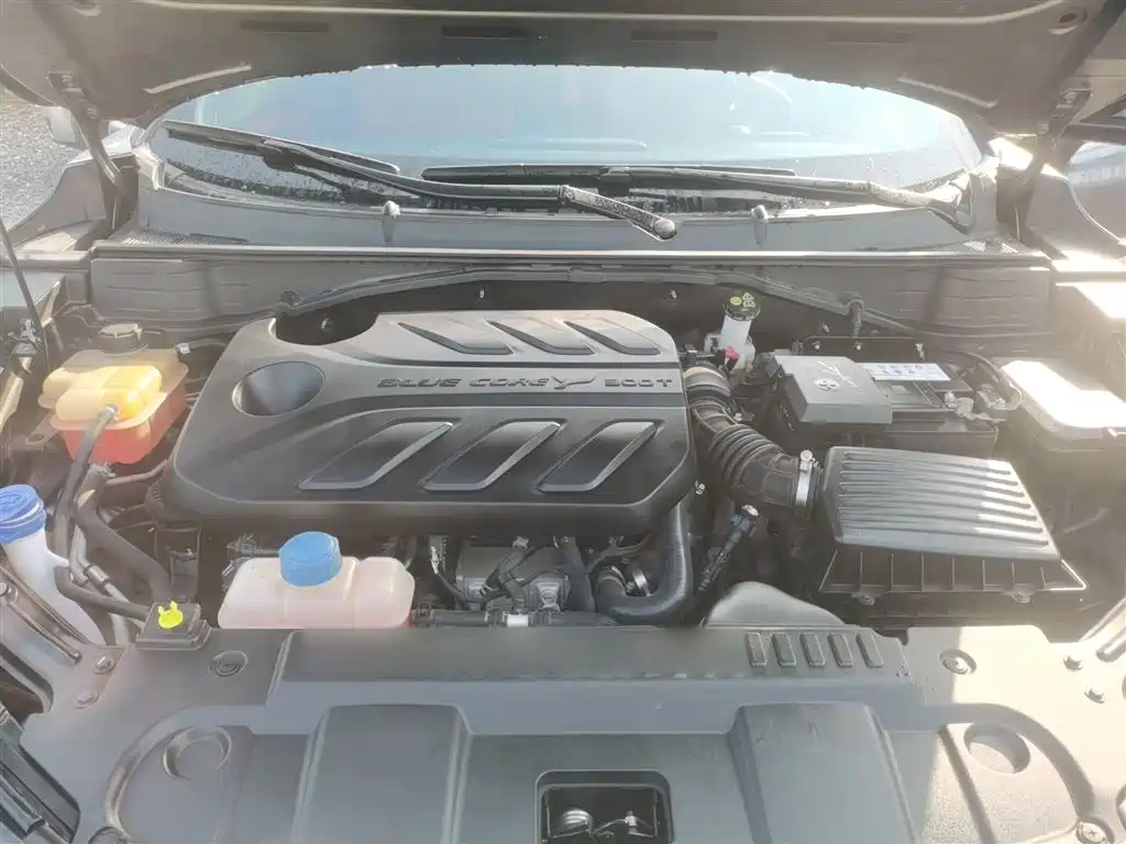 Changan UNI-T 2020 1.5T premium model купить на сайте DeffCars