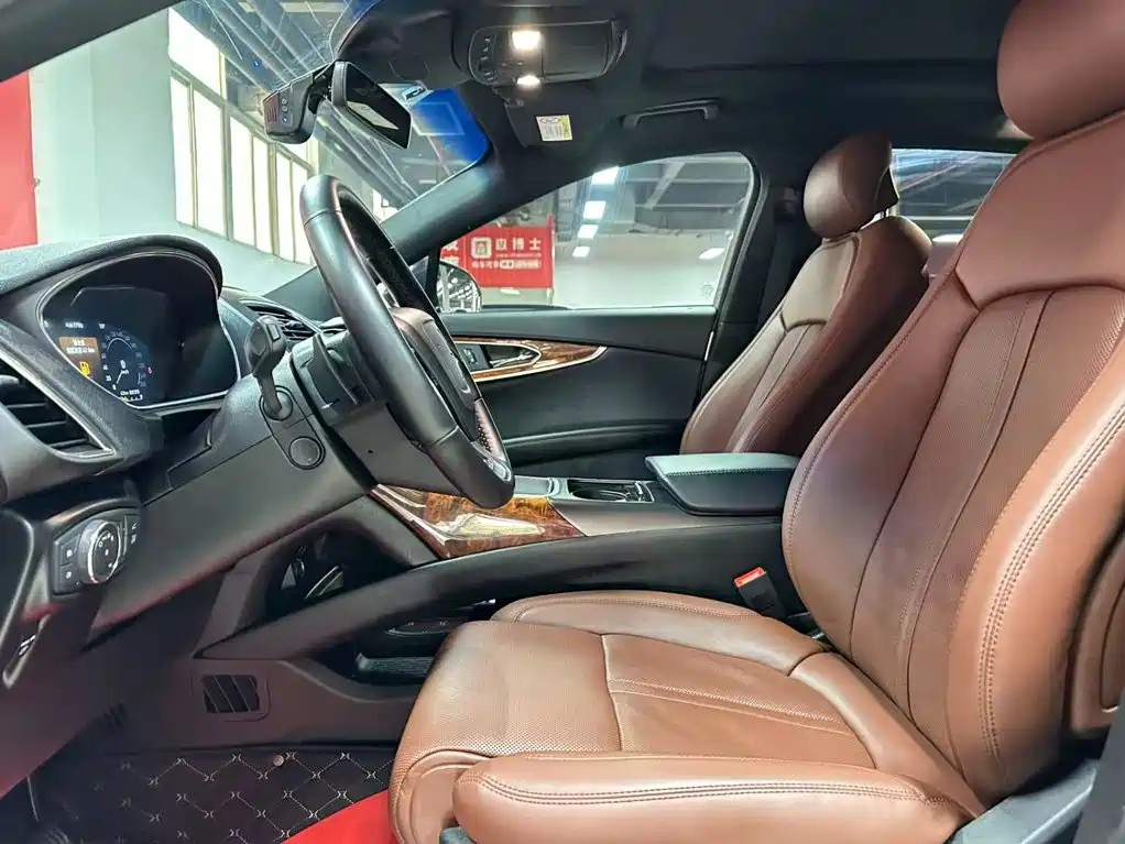 Voyager imported 2020 2.7T four-wheel drive premium version купить на сайте DeffCars