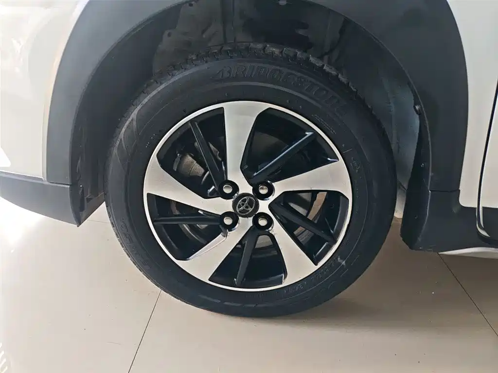 YARiS L Zhixuan 2022 model Zhixuan X 1.5L CVT leading PLUS version купить на сайте DeffCars