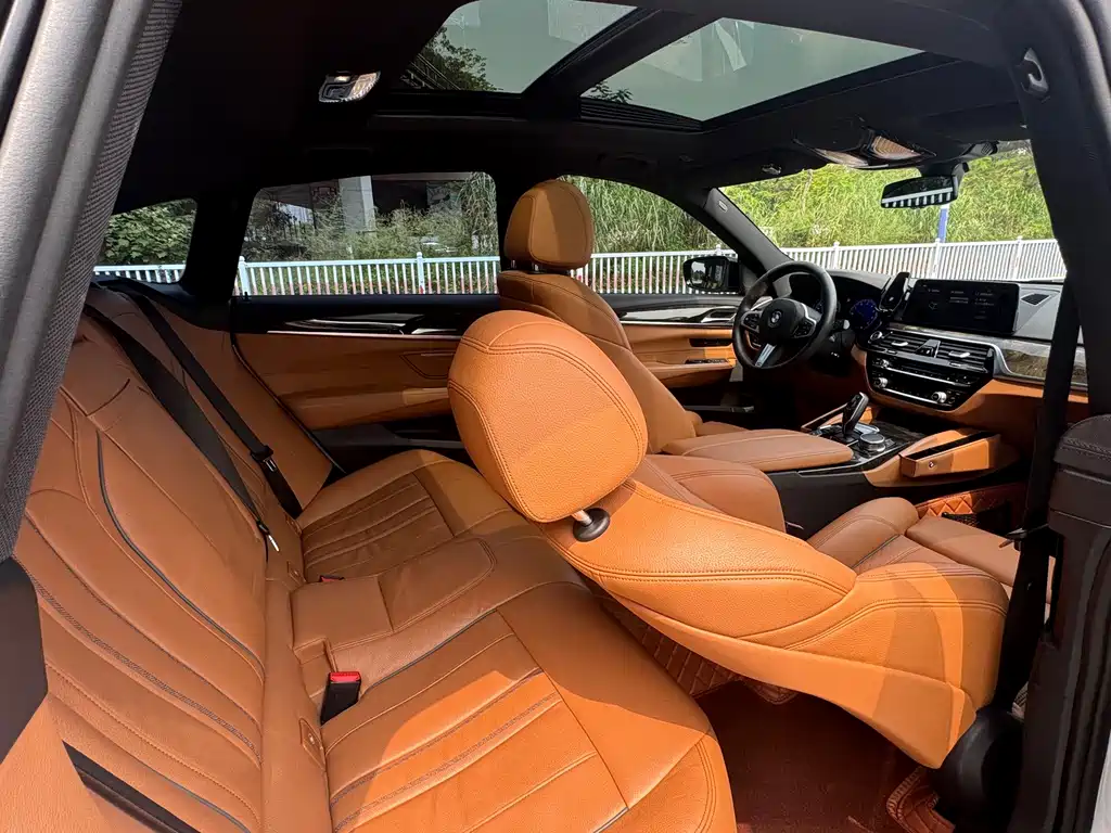 BMW 6 Series GT 2018 630i M Sports Package купить на сайте DeffCars