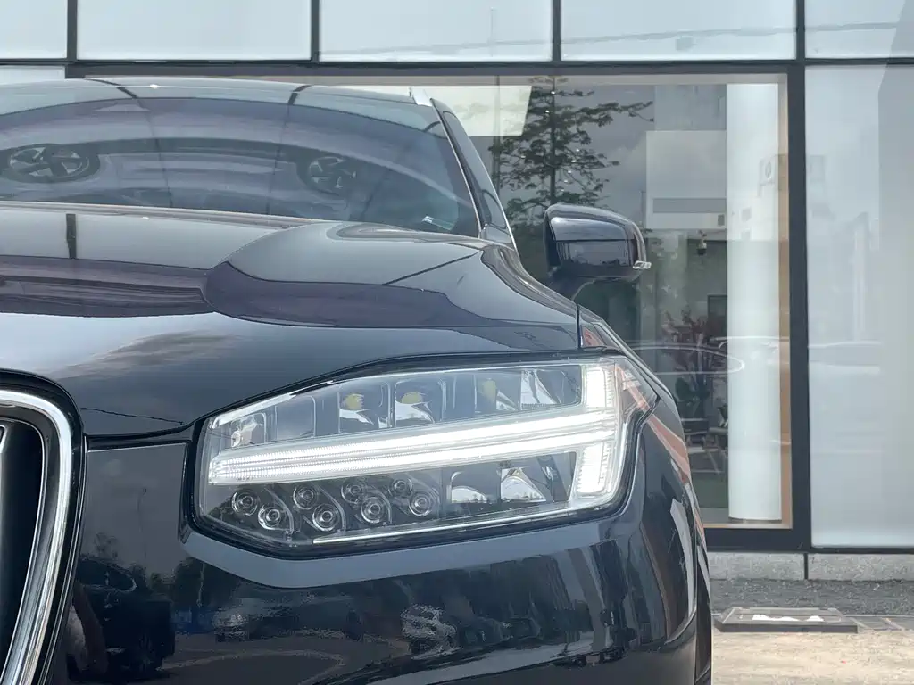 Volvo XC90 plug-in hybrid 2023 T8 RECHARGE Zhizun Deluxe Edition 7 seats купить на сайте DeffCars