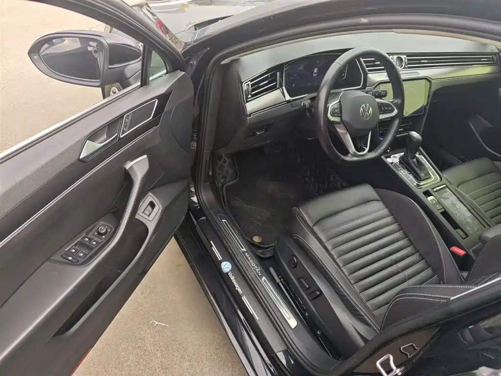 Magotan 2020 330TSI DSG leading model купить на сайте DeffCars