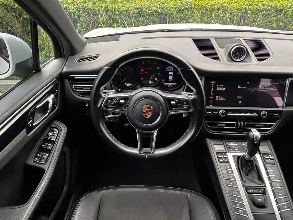 Macan 2018 Macan 2.0T купить на сайте DeffCars