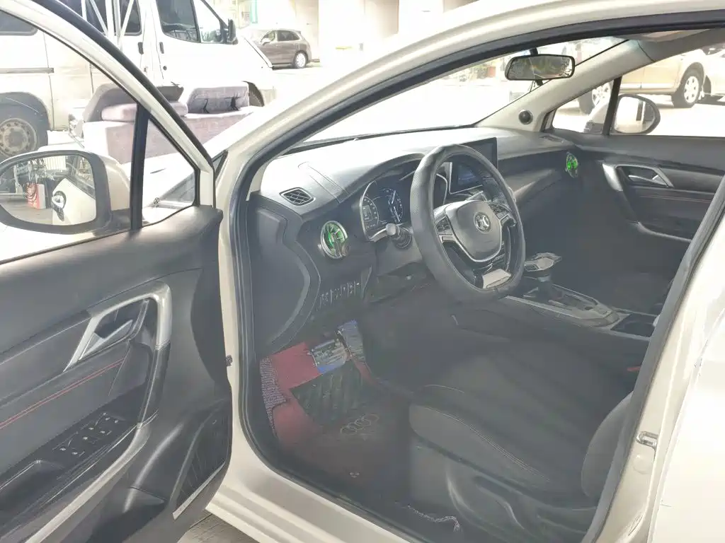 D50 2019 1.5T CVT Premier Edition China VI купить на сайте DeffCars