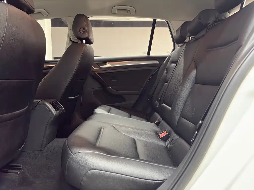Golf 2017 230TSI automatic comfort million-unit commemorative edition купить на сайте DeffCars