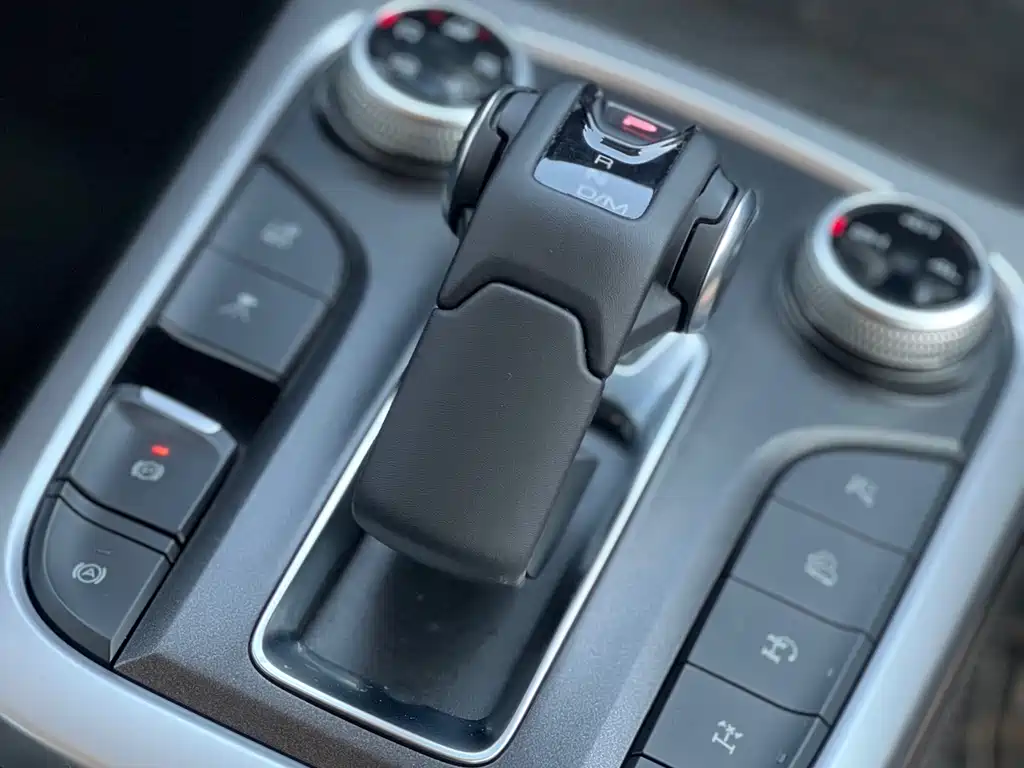 Tank 300 2024 2.0T Conqueror купить на сайте DeffCars