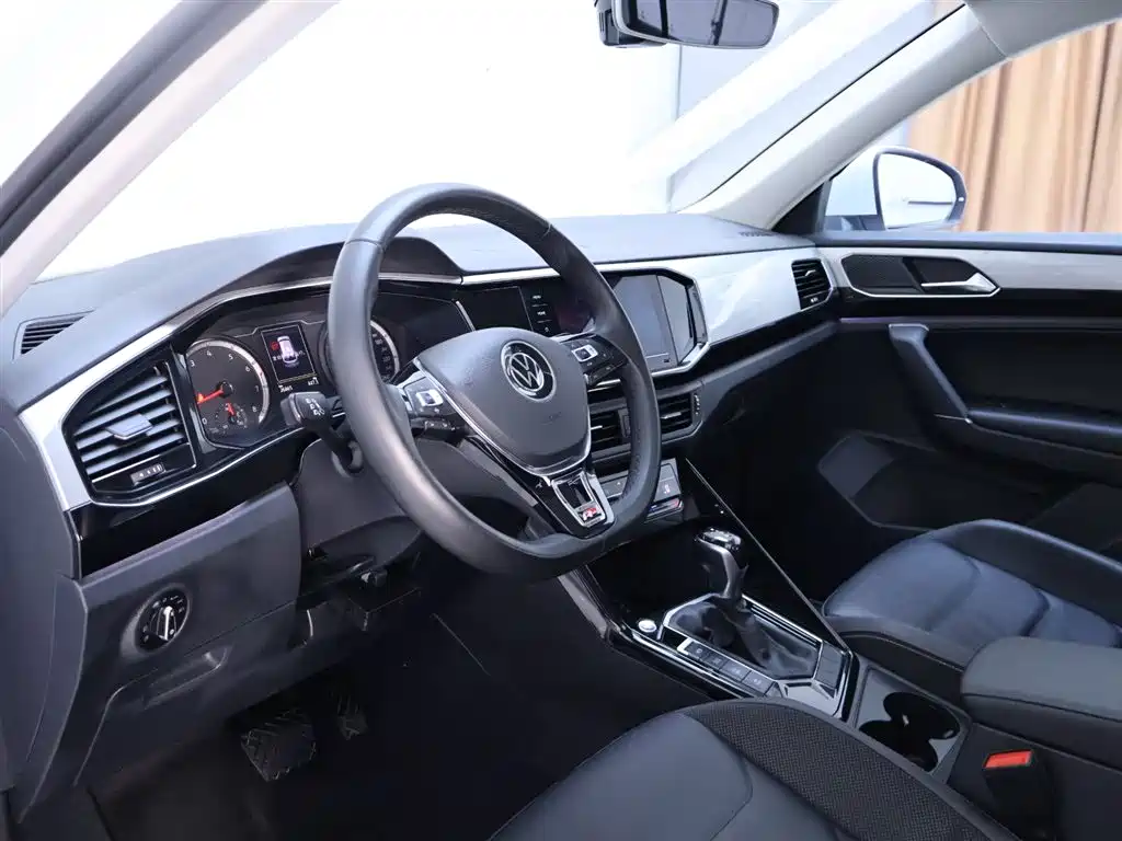 Tanyue 2020 330TSI two-wheel drive luxury intelligent version купить на сайте DeffCars