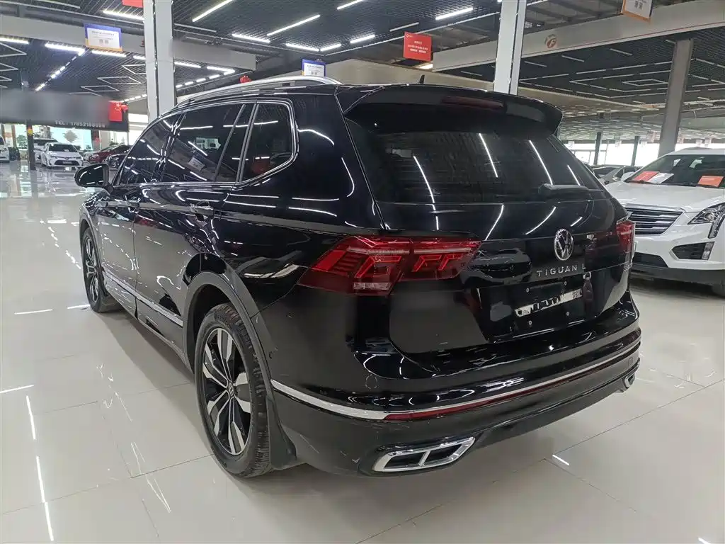 Tiguan L 2022 330TSI automatic two-wheel drive R-Line version купить на сайте DeffCars