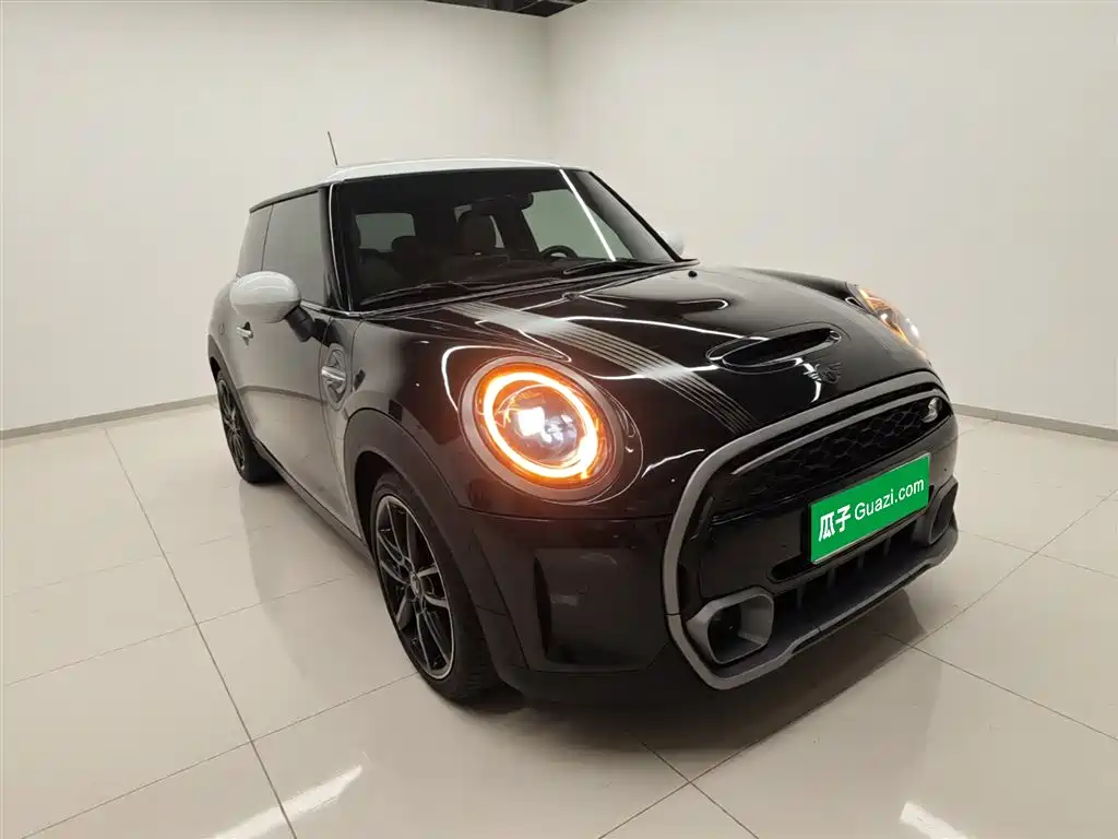 MINI 2023 2.0T COOPER S Artist купить на сайте DeffCars