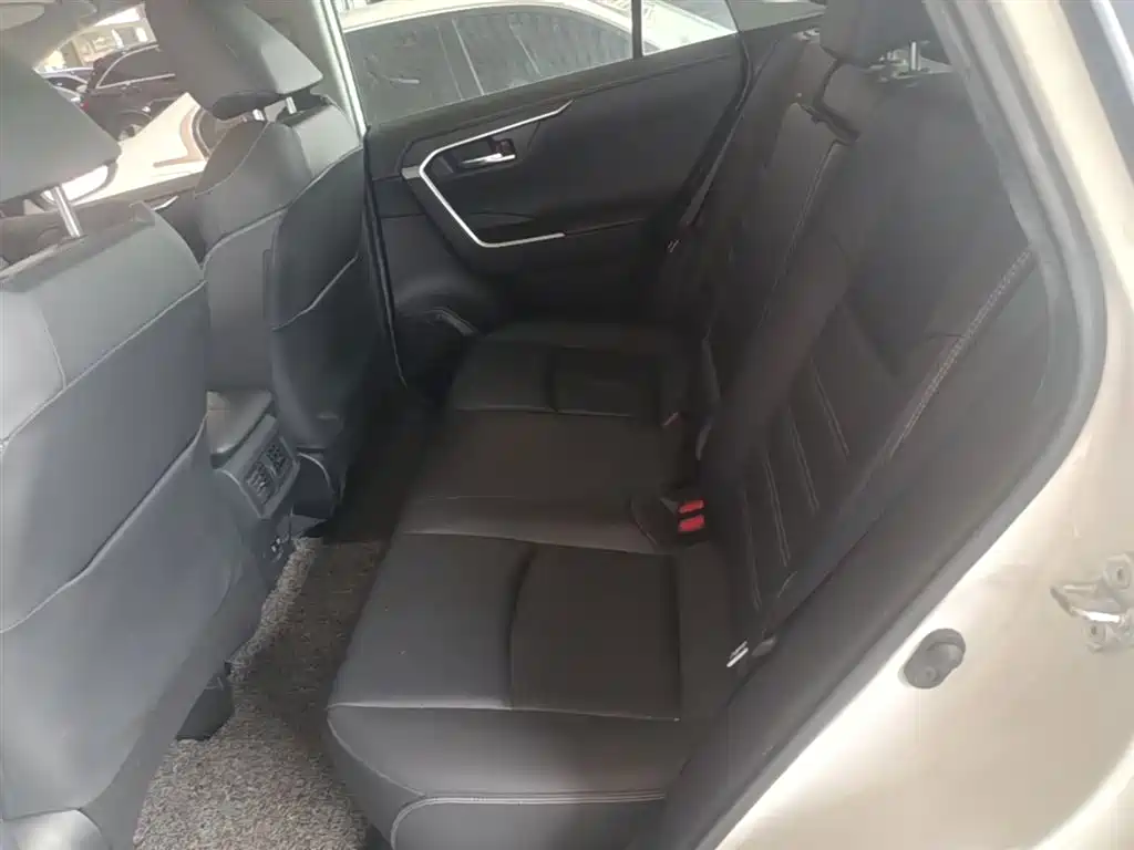 RAV4 Rongfang 2020 2.0L CVT two-wheel drive premium version купить на сайте DeffCars