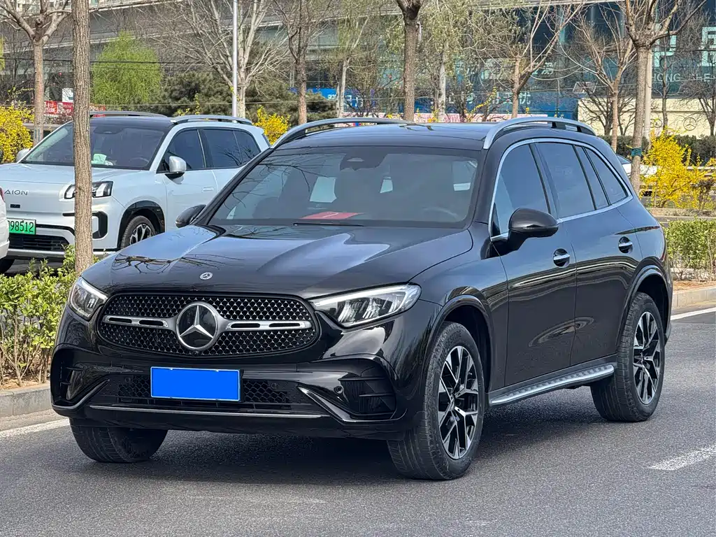 Mercedes-Benz GLC 2024 GLC 260 L 4MATIC luxury model 5 seats купить на сайте DeffCars