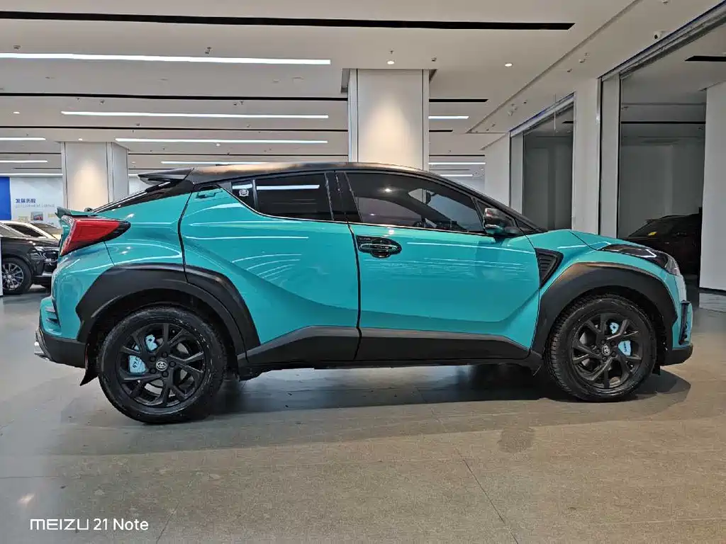 Toyota C-HR 2018 2.0L Leading Edition National VI купить на сайте DeffCars