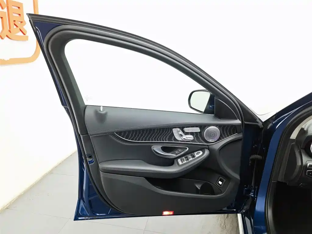 Mercedes-Benz C-Class 2020 C 260 L Sports Edition купить на сайте DeffCars