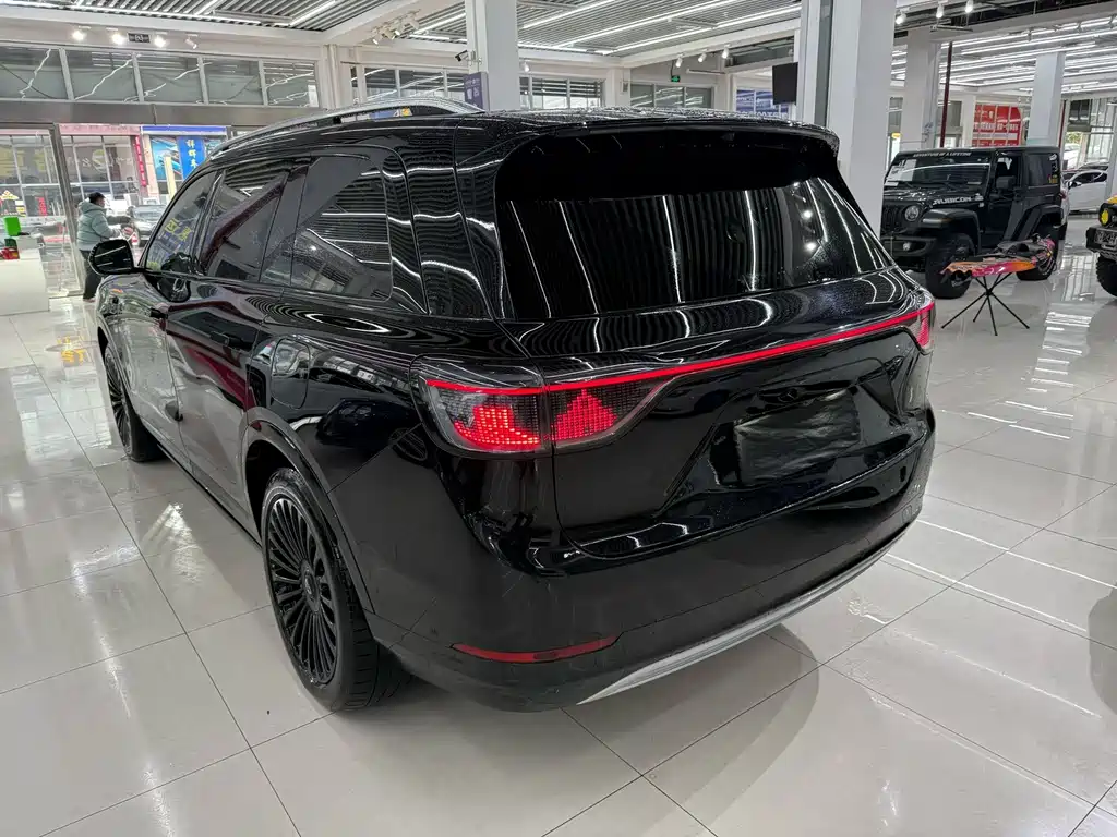 Wenjie M9 2024 extended range Ultra version 42kWh 6-seater version купить на сайте DeffCars