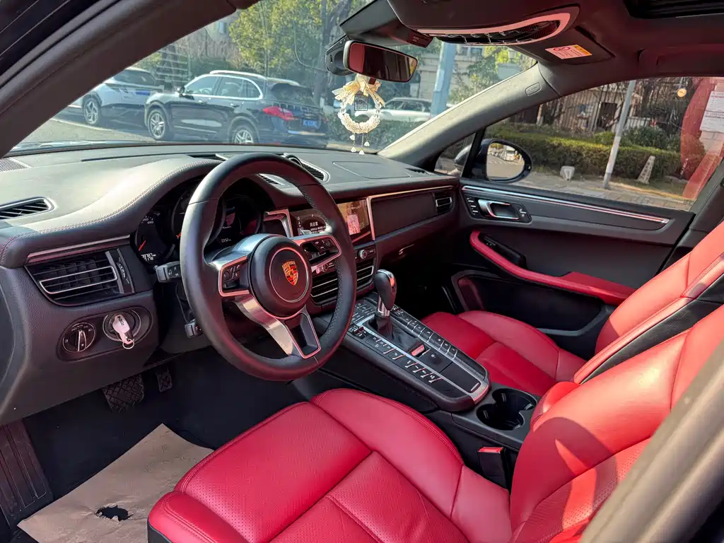 Macan 2021 Macan 2.0T купить на сайте DeffCars