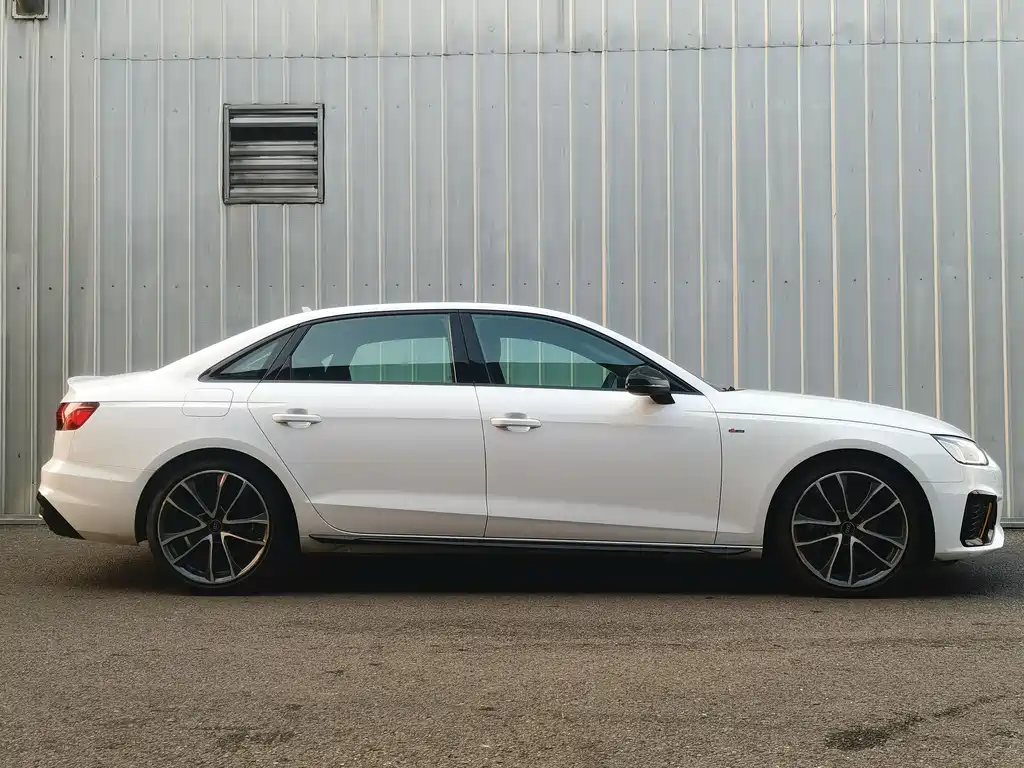 Audi A4L 2023 40 TFSI quattro luxury and dynamic model купить на сайте DeffCars