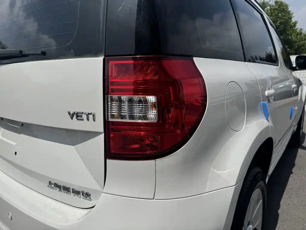 Yeti 2017 TSI280 DSG forward version купить на сайте DeffCars