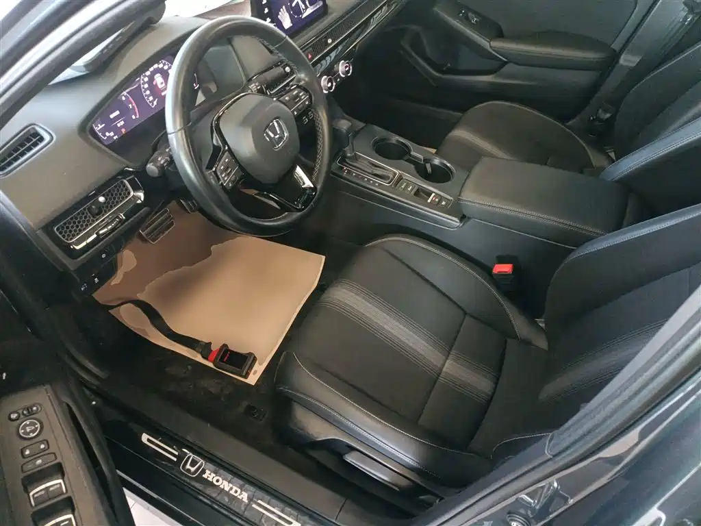 Civic 2022 240TURBO CVT combustion version купить на сайте DeffCars