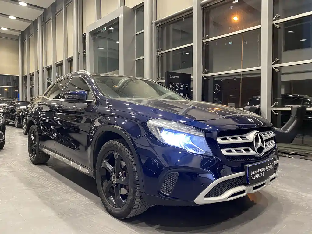 Mercedes-Benz GLA 2018 GLA 200 Dynamic купить на сайте DeffCars