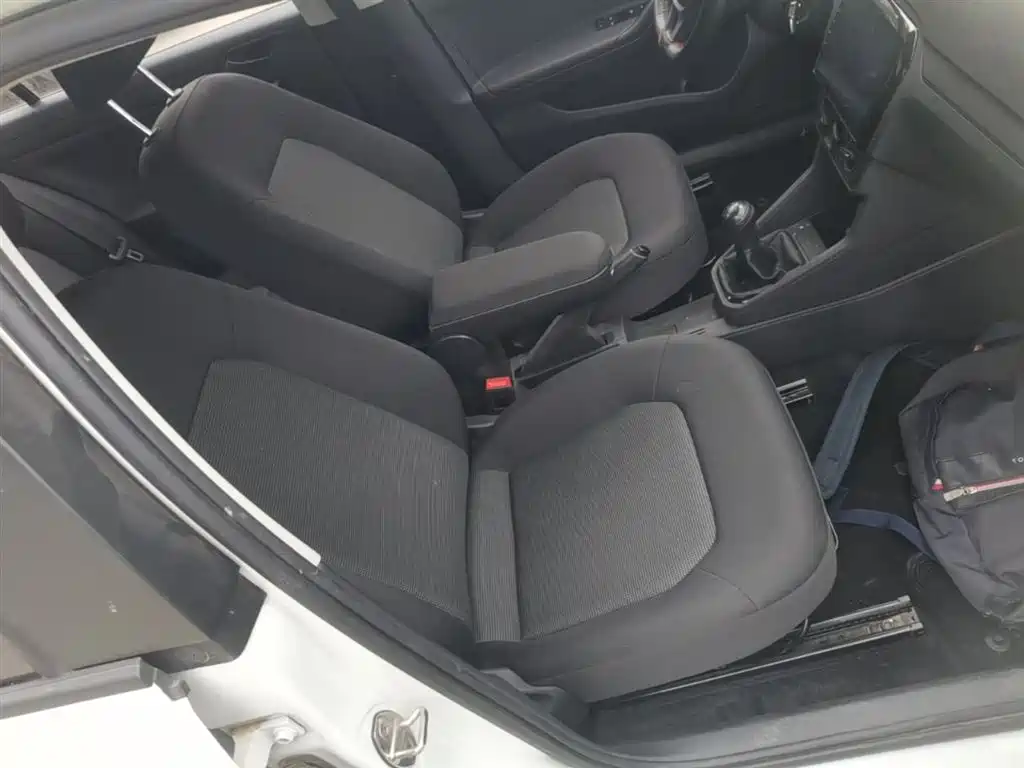Jetta 2019 Dream Edition 1.4L Manual Fashion купить на сайте DeffCars
