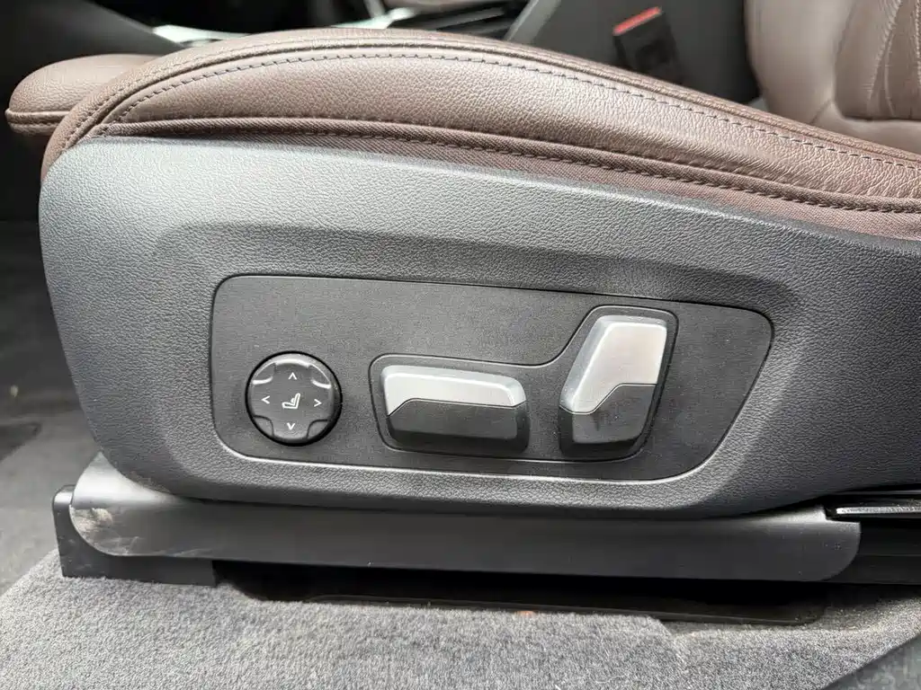 BMW X3 2023 xDrive30i Exclusive M Night Package купить на сайте DeffCars