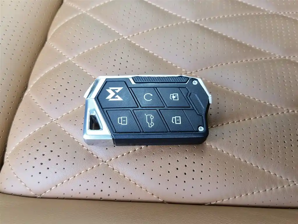 Warrior 917 2023 extended range basic version купить на сайте DeffCars