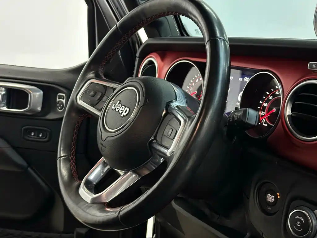 Wrangler 2021 2.0T Robin Hood Four-Door Edition купить на сайте DeffCars