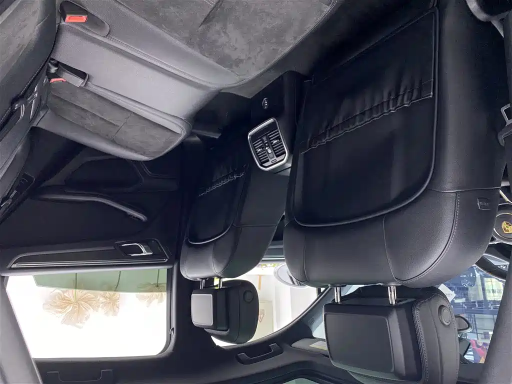 Macan 2017 Macan 2.0T купить на сайте DeffCars