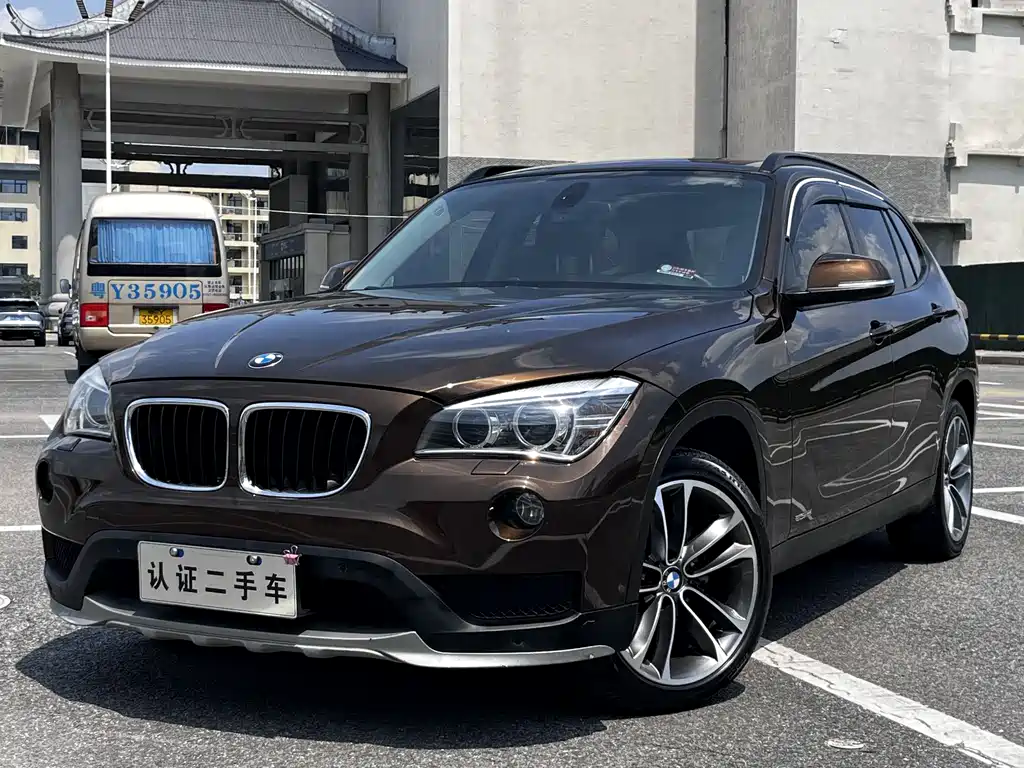 BMW X1 2015 sDrive18i advanced version купить на сайте DeffCars