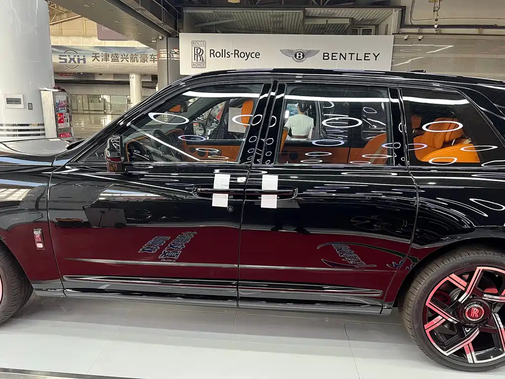 Cullinan 2024 Black Badge купить на сайте DeffCars