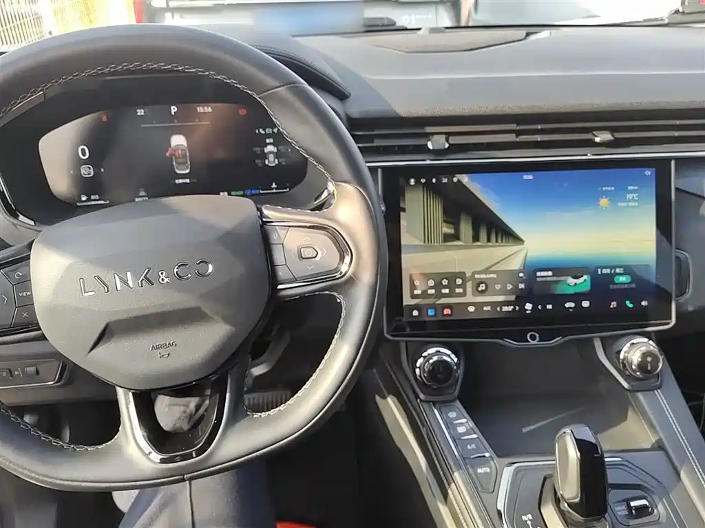 Lynk & Co 01 2023 1.5TD EM-F AM купить на сайте DeffCars