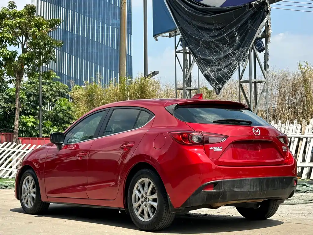Mazda3 Angkesela 2014 hatchback 1.5L automatic premium model купить на сайте DeffCars