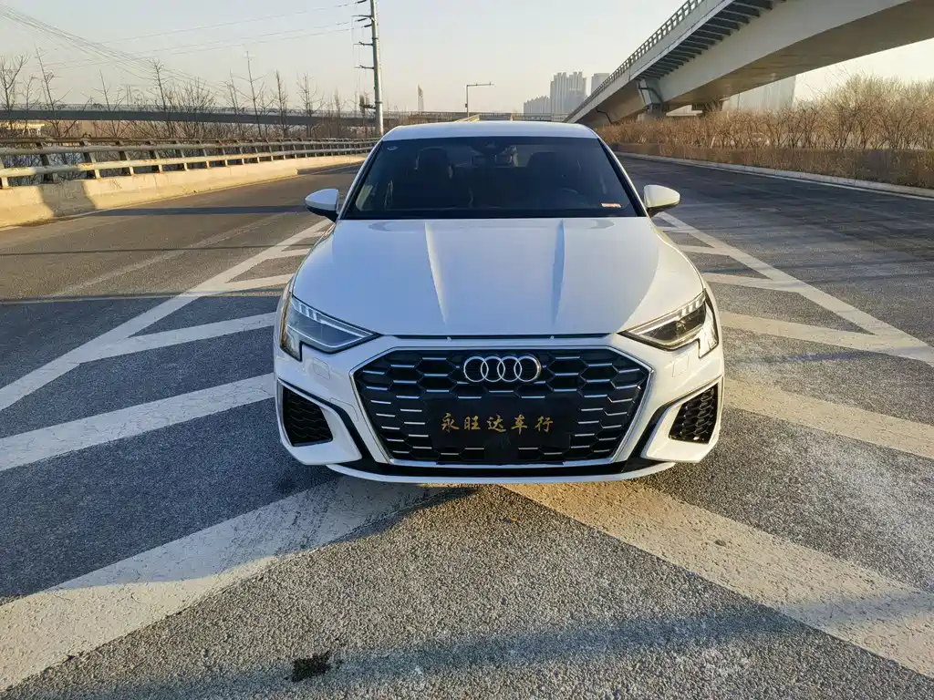Audi A3 2023 A3L Limousine 35 TFSI aggressive and sporty купить на сайте DeffCars