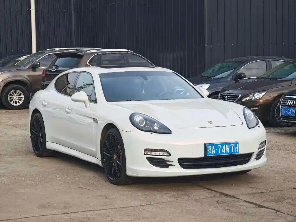 Panamera 2013 Panamera Platinum Edition 3.6L купить на сайте DeffCars