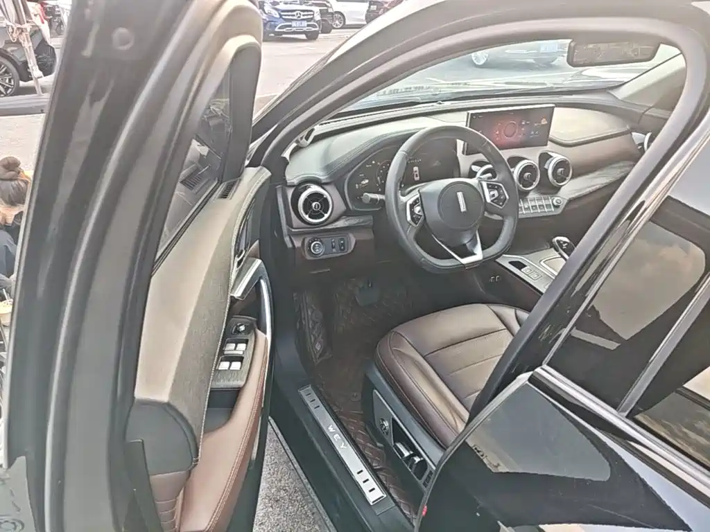 Weipai VV7 2021 2.0T Technology Edition купить на сайте DeffCars
