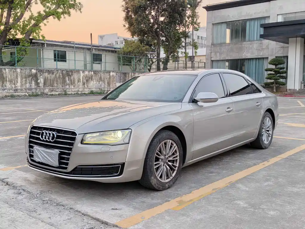 Audi A8 2014 A8L 45 TFSI quattro Comfort Edition купить на сайте DeffCars