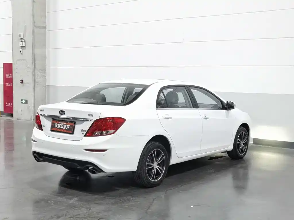 Su Rui 2015 1.5L automatic luxury model купить на сайте DeffCars