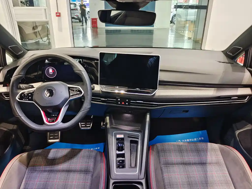 Golf GTI 2025 380TSI DSG GTI купить на сайте DeffCars