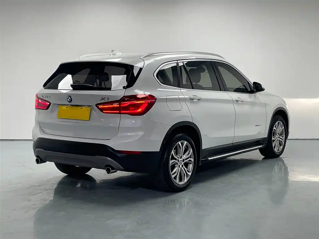 BMW X1 2018 sDrive20Li Leading Model купить на сайте DeffCars