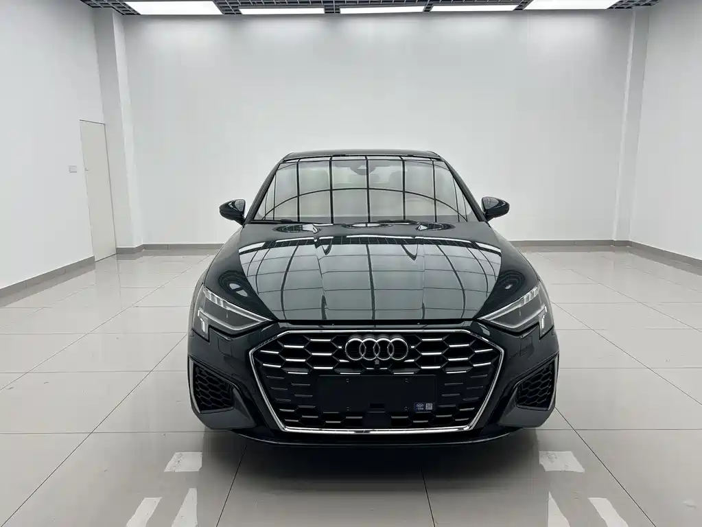 Audi A3 2023 facelift A3L Limousine 35 TFSI fashionable and sporty купить на сайте DeffCars