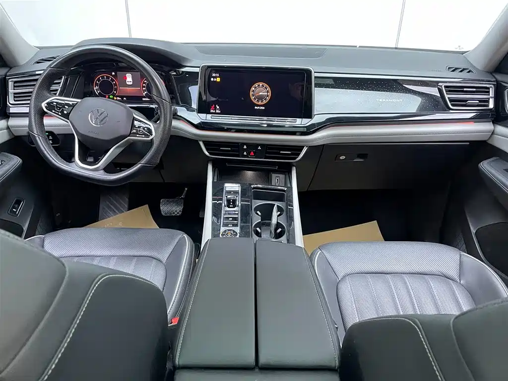 Touron 2021 380TSI four-wheel drive luxury version купить на сайте DeffCars