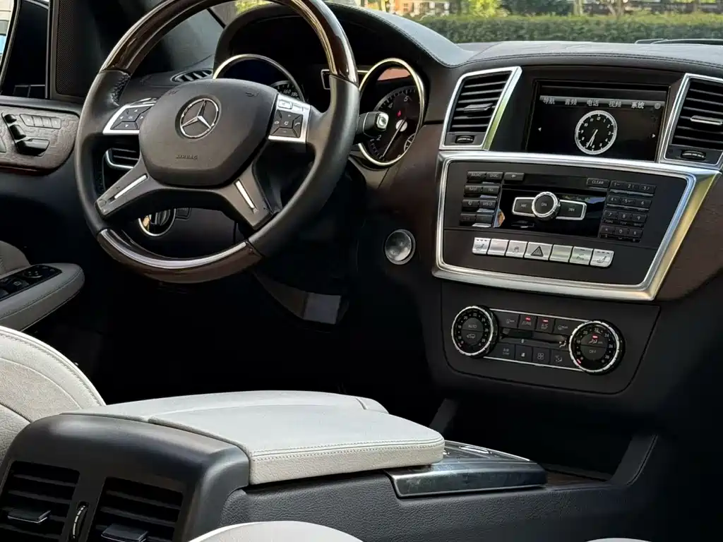 Mercedes-Benz GL-Class 2013 GL 500 4MATIC купить на сайте DeffCars