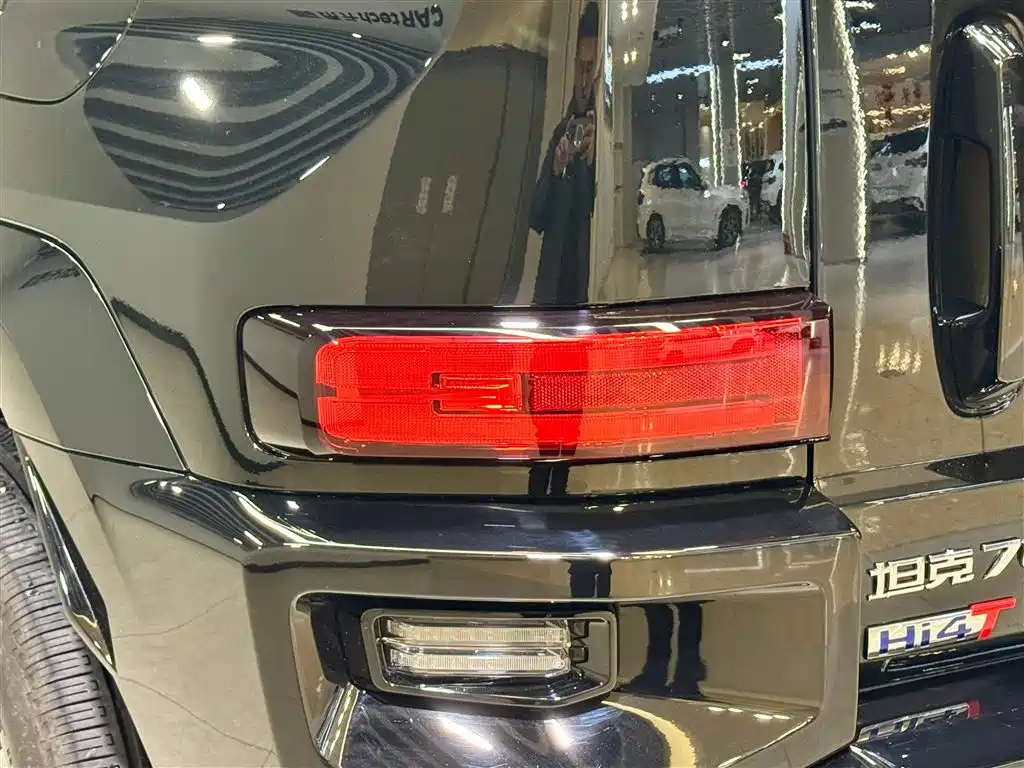 Tank 700 New Energy 2024 Hi4-T Extreme Edition купить на сайте DeffCars