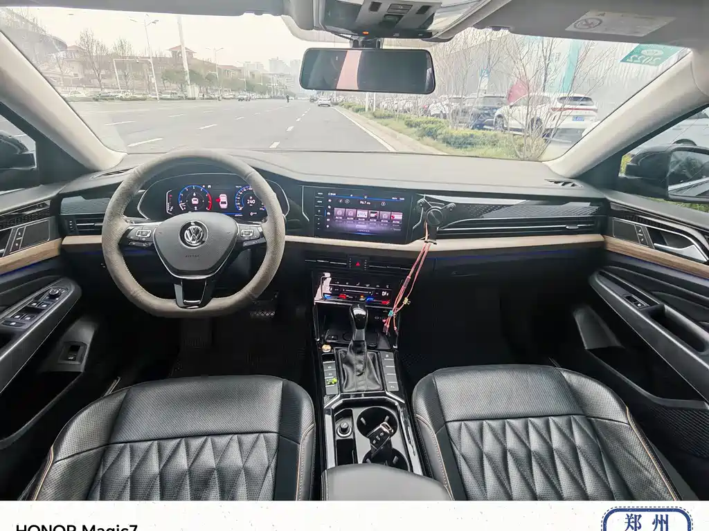 Passat 2020 330TSI Deluxe Edition National VI купить на сайте DeffCars