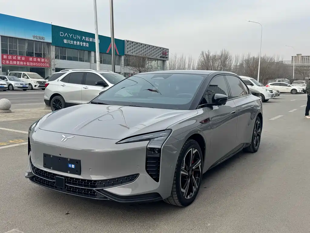 Hongqi EH7 2024 820 Pro купить на сайте DeffCars