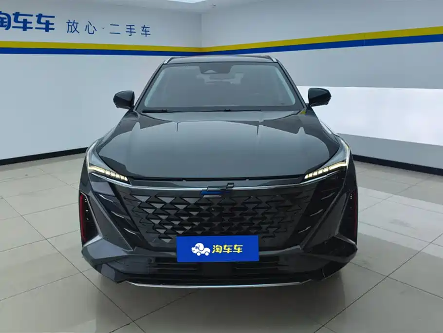 Changan Auchan Z6 2022 Blue Whale 1.5T DCT smart collar model купить на сайте DeffCars