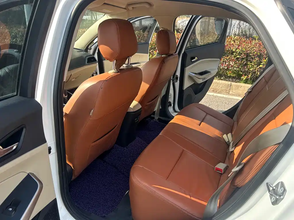 Escort 2017 facelift 1.5L automatic comfort model купить на сайте DeffCars