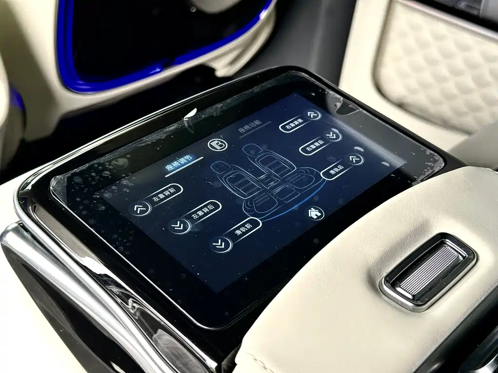 Mercedes G-Class 2025 G 500 купить на сайте DeffCars