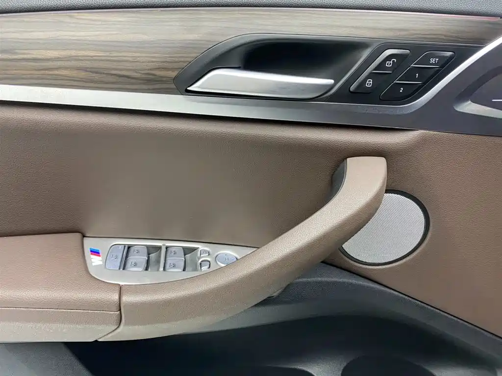 BMW X3 2023 Facelift xDrive30i Leading M Night Package купить на сайте DeffCars