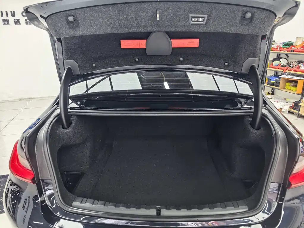 BMW 3 Series 2023 325Li M Sports Package купить на сайте DeffCars